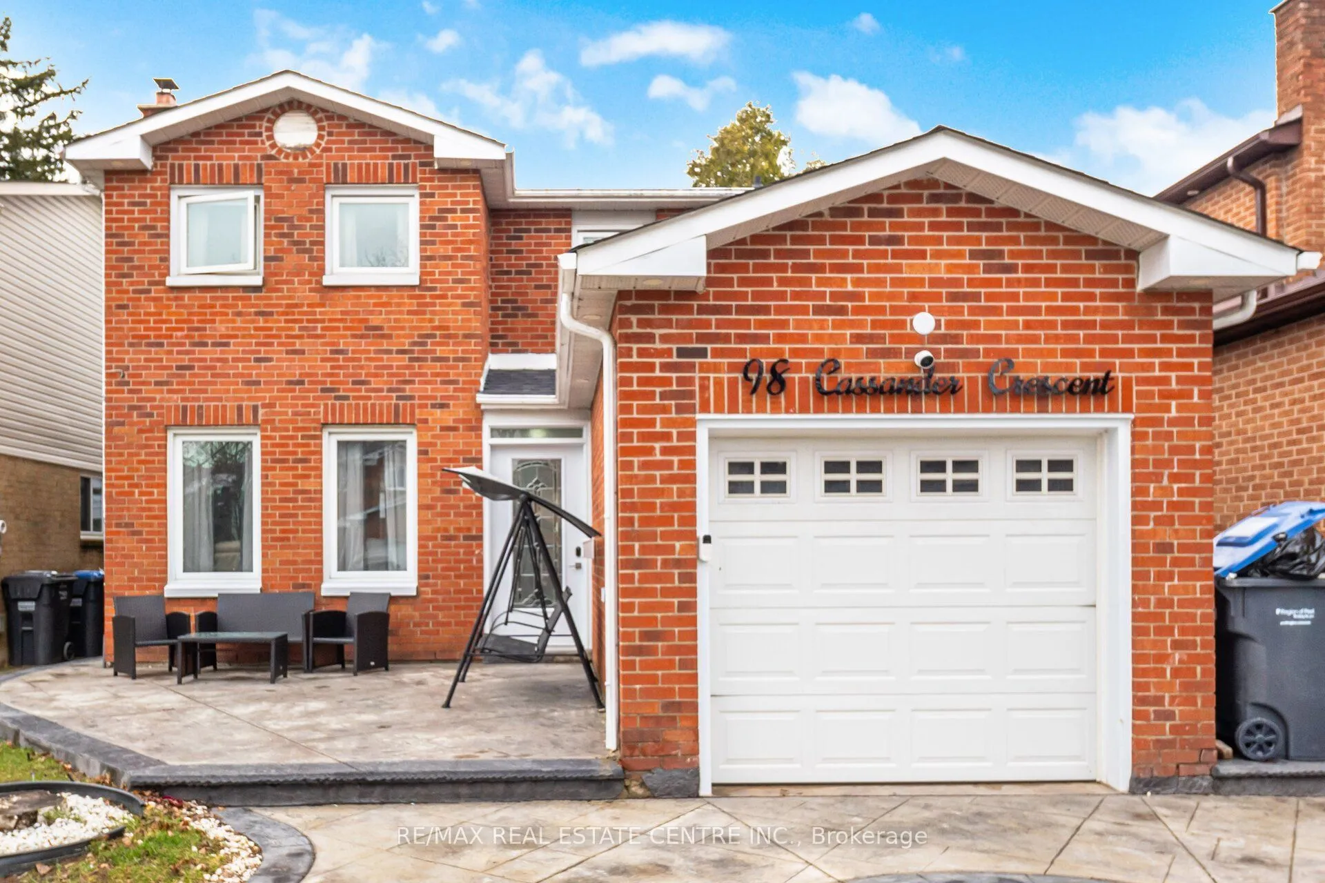 Detached Home For Sale | W12958420