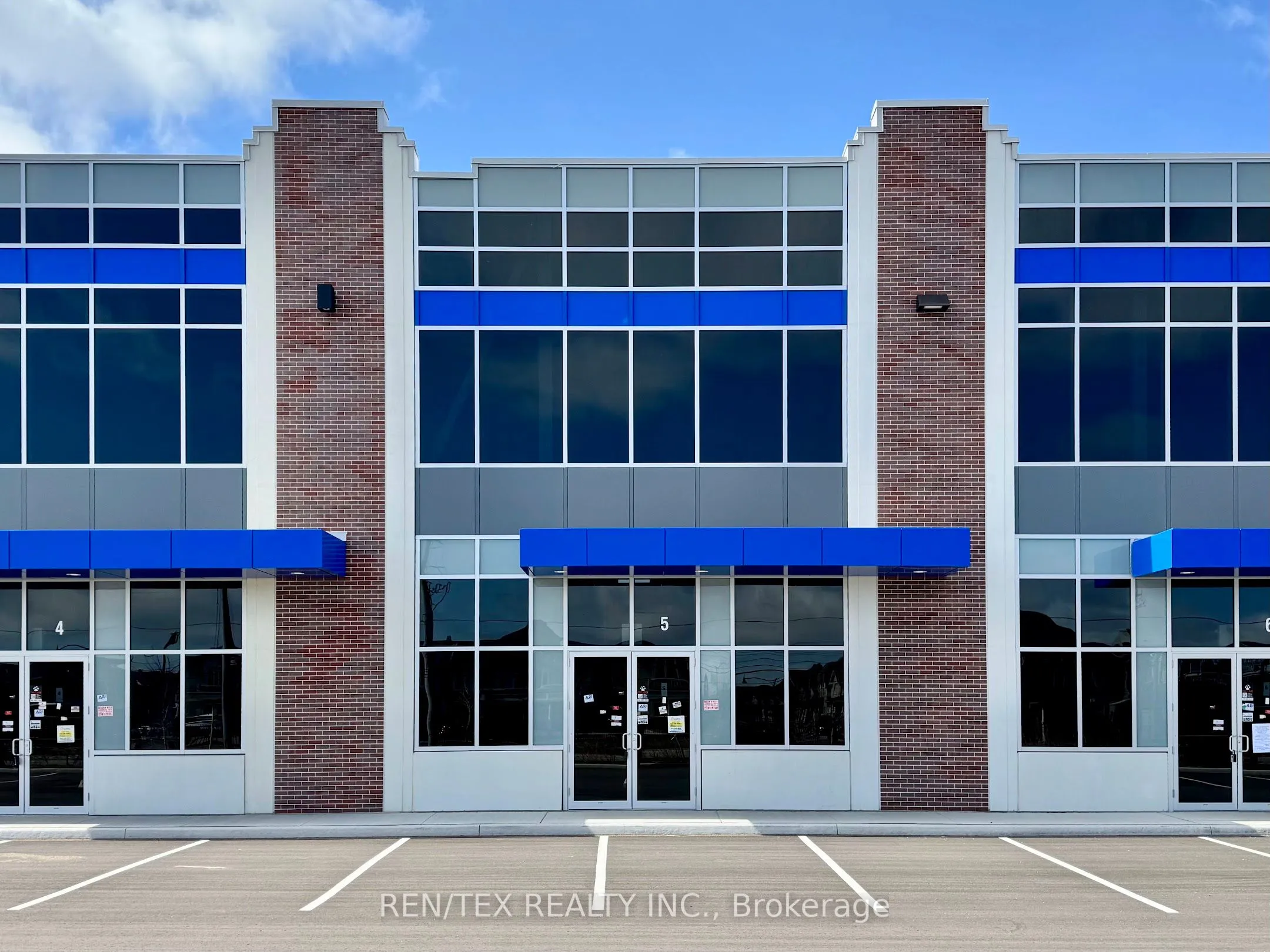 Industrial Property For Lease | W12959616