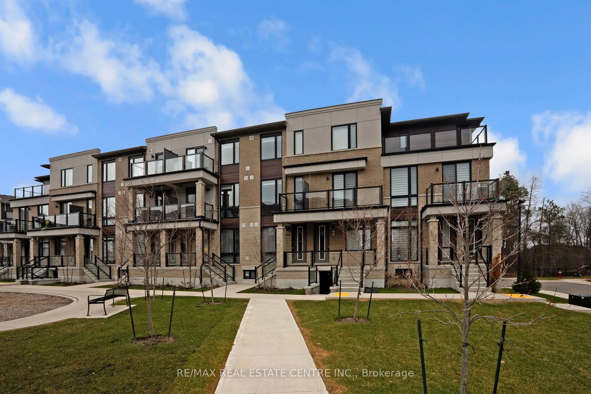 Property For Sale | W12960202
