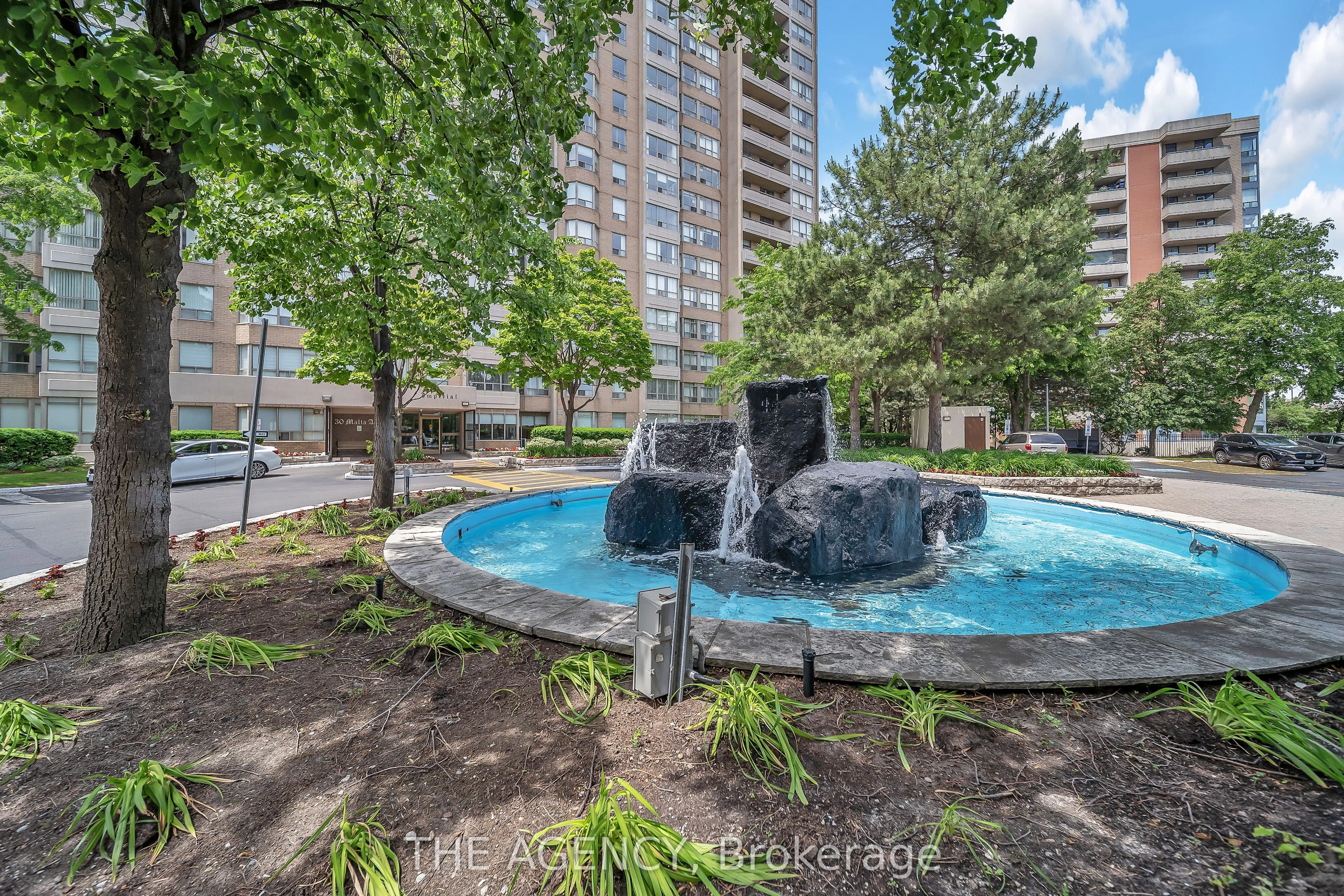 Property For Sale | W12961082
