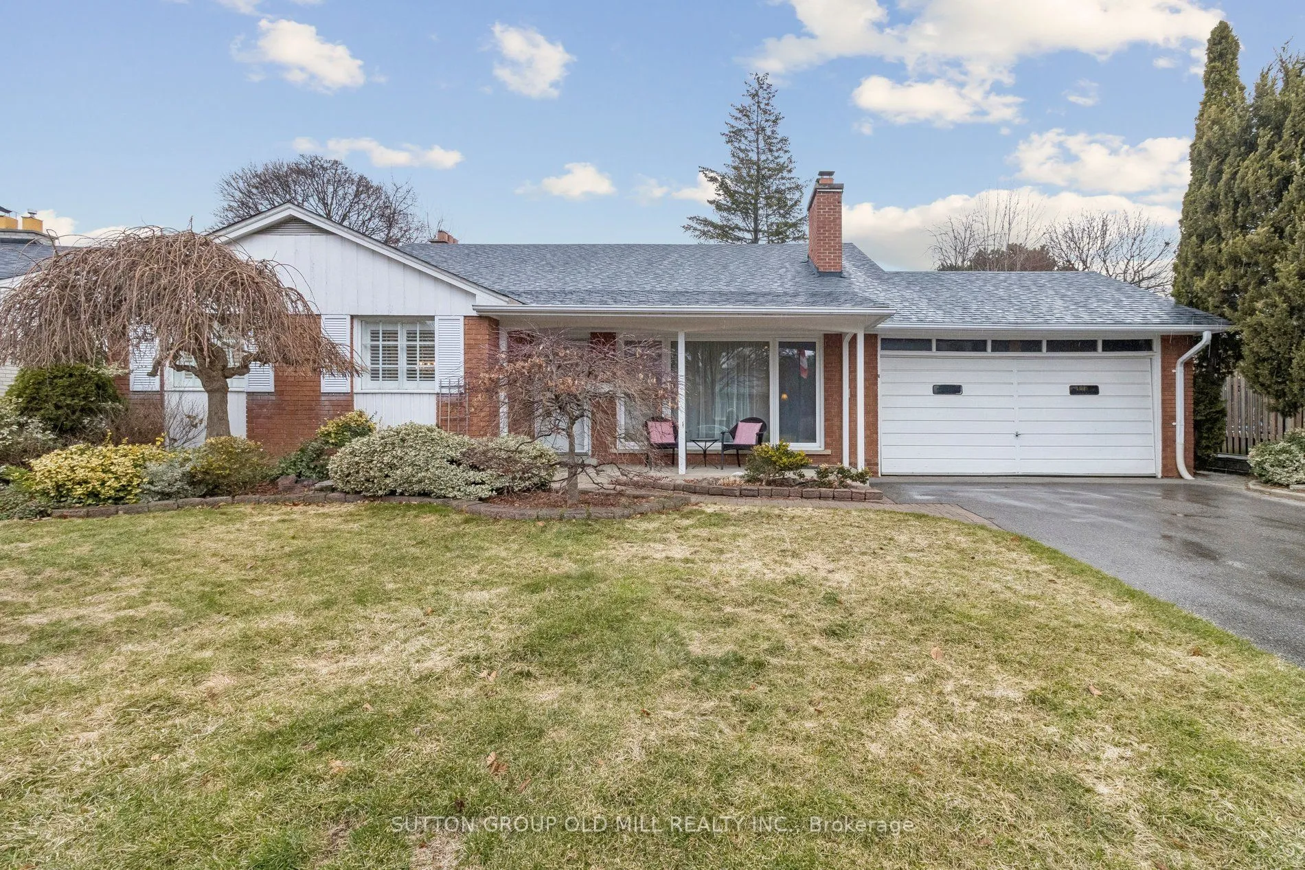 Detached Home For Sale | W12963432