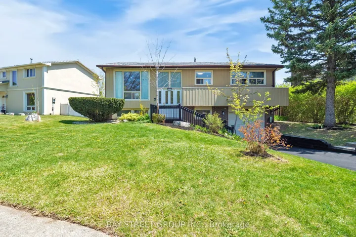 6119  Wabukayne  Court, Mississauga, ON L5N 2B1