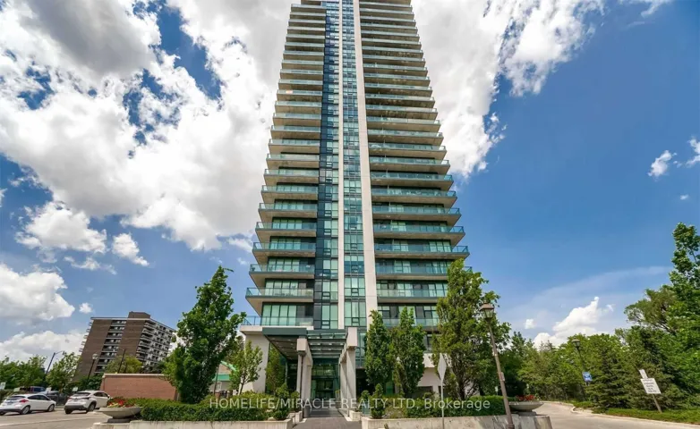100 John Street, Brampton, ON L6W 0A8