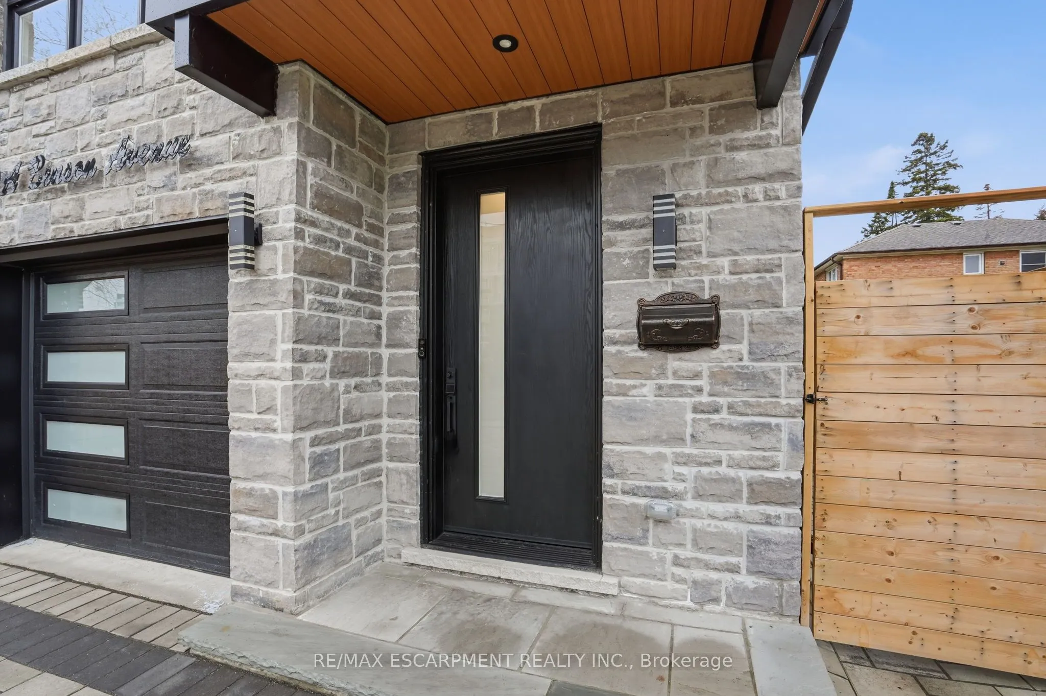 Detached Home For Sale | W12967682