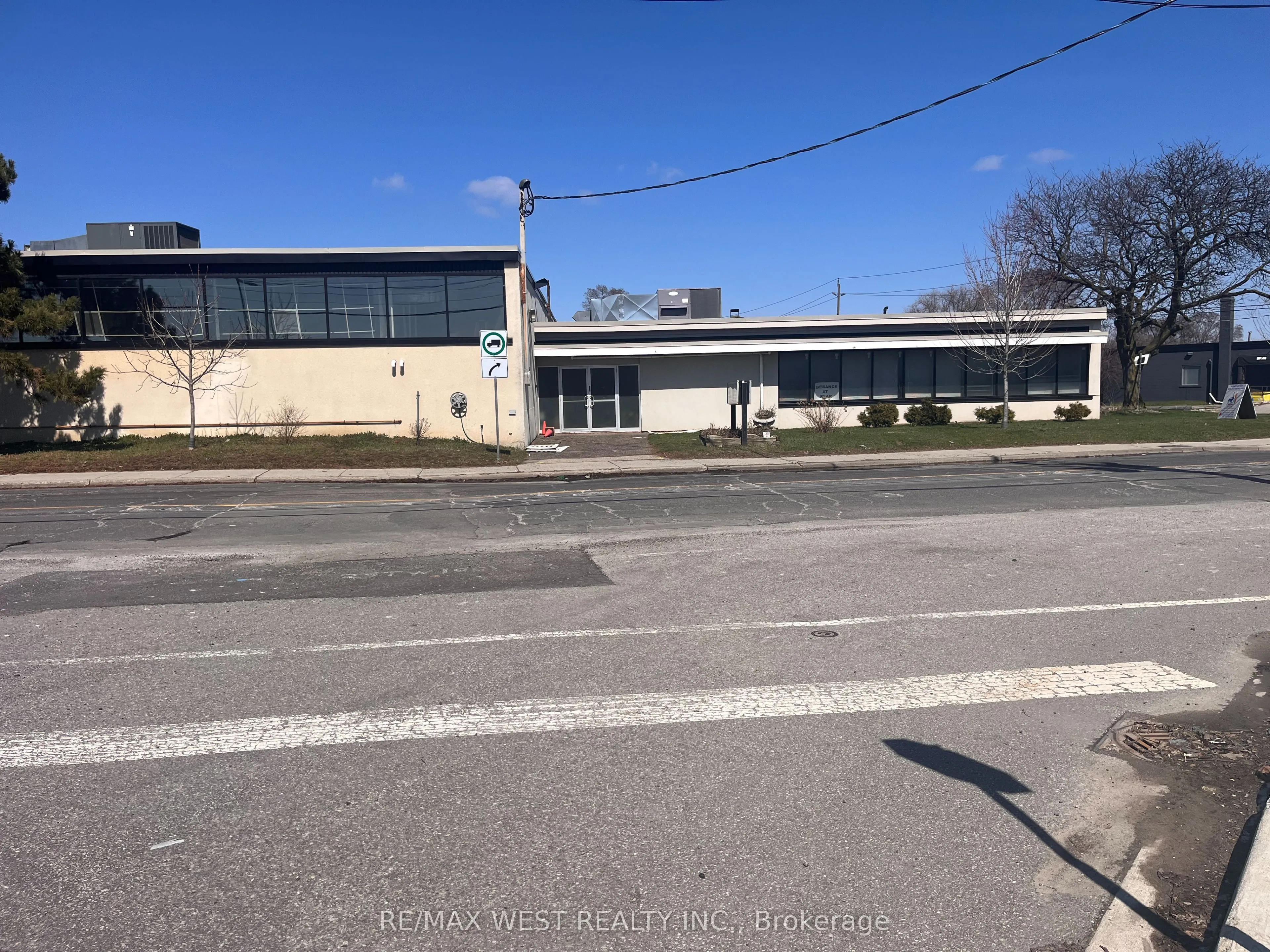Industrial Property For Sale | W12967832