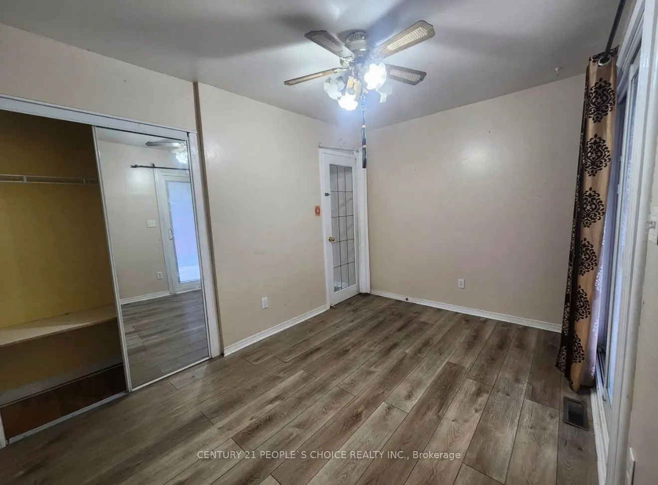 Semi-Detached Home For Lease | W12967886