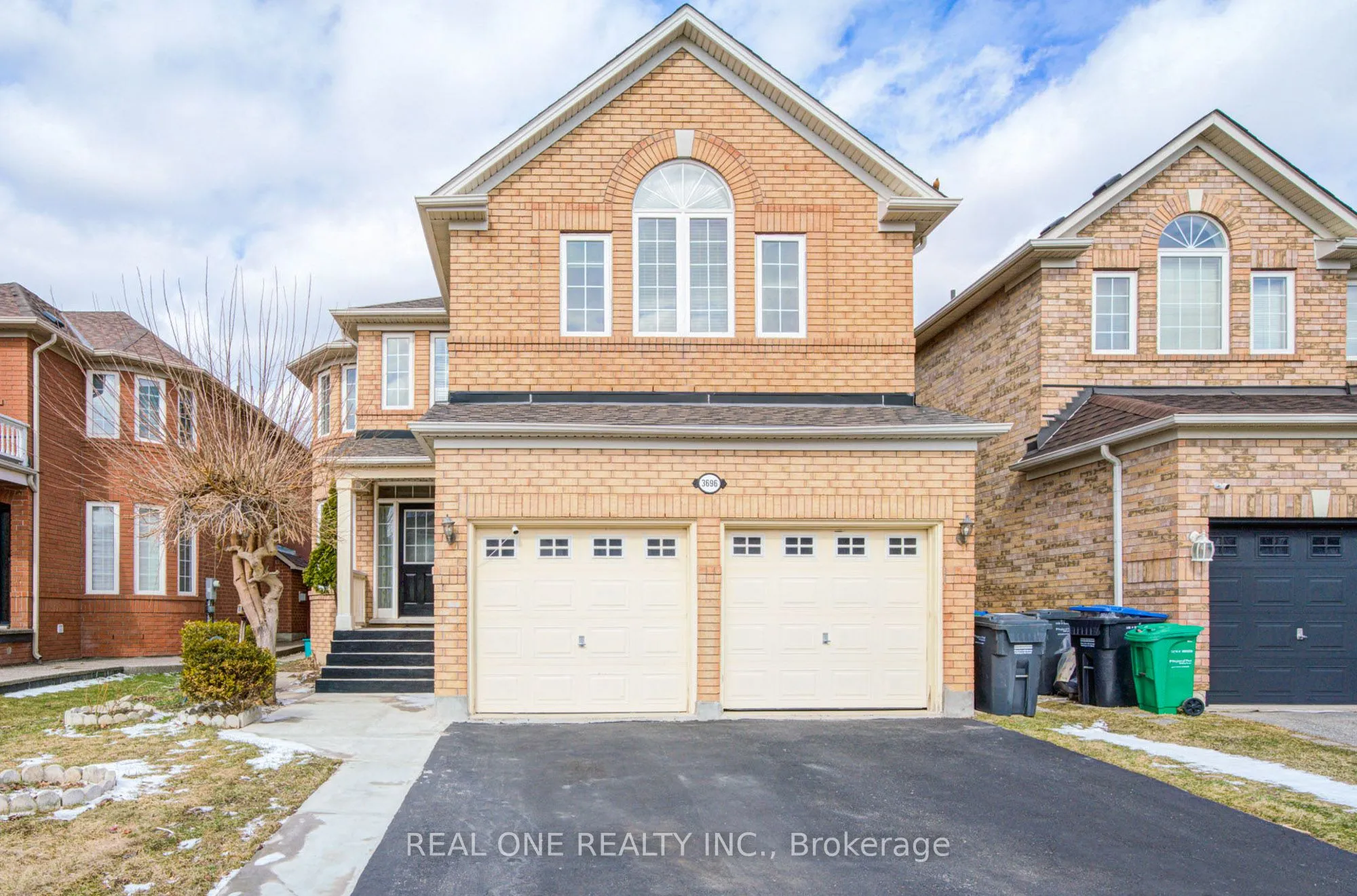 Detached Home For Sale | W12968030