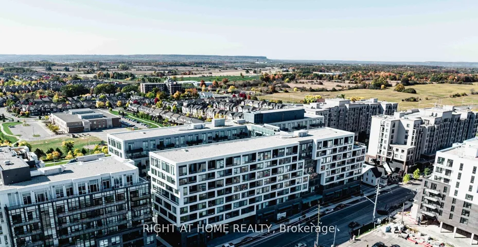 2450  Old Bronte  Road, Oakville, ON L6M 5P6
