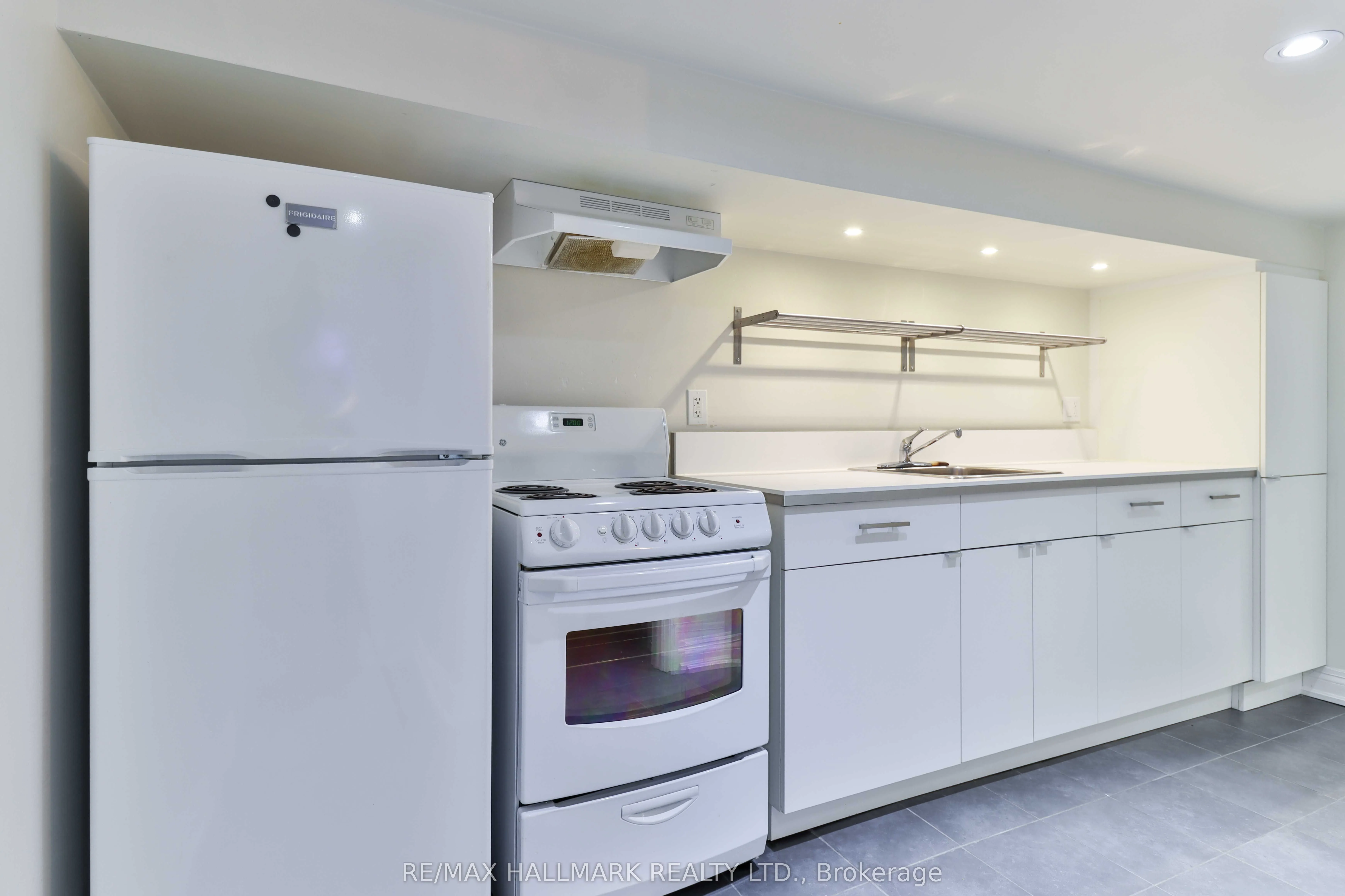 Semi-Detached Home For Lease | W12968350