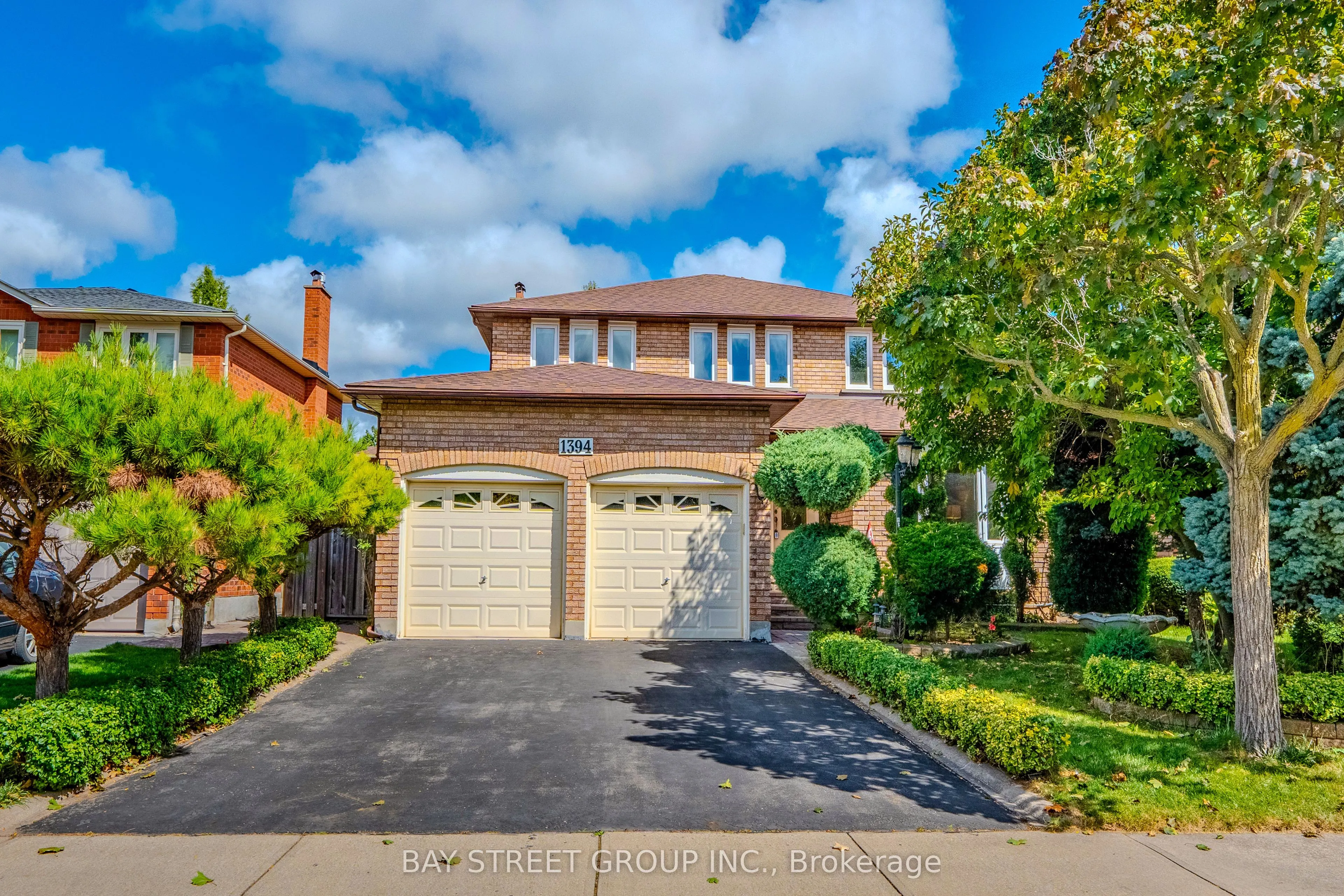 Detached Home For Sale | W12968792
