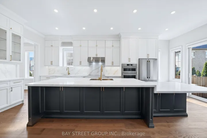 3178  Buttonbush  Trail, Oakville, ON L6H 0T4
