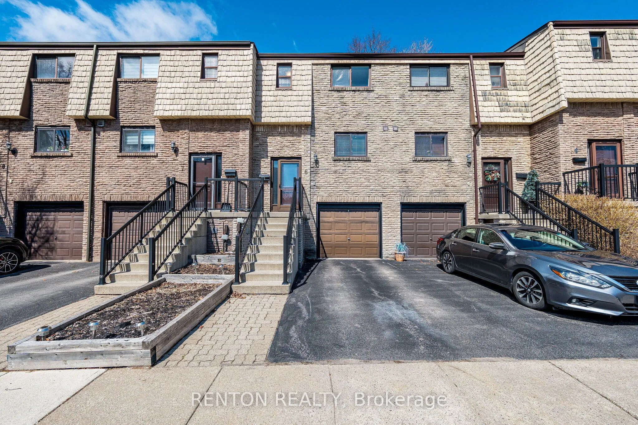 Property For Sale | W12968926