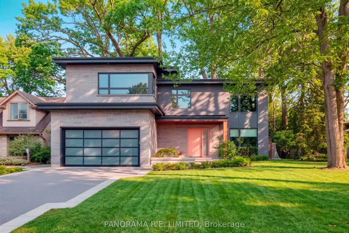 8  Greenford  Road, Toronto W08, ON M9A 3E6