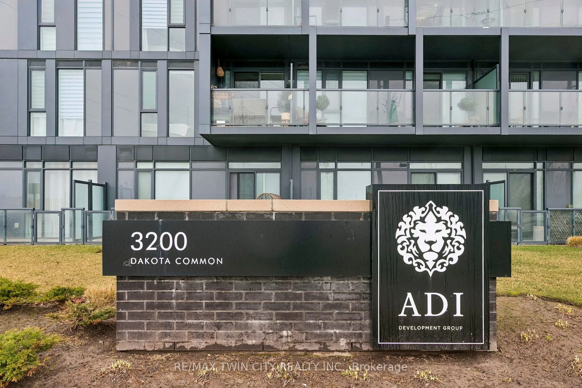 Property For Sale | W12969938