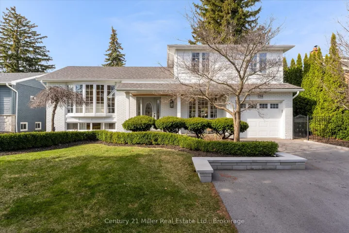 194  SOLINGATE  Drive, Oakville, ON L6L 3T1
