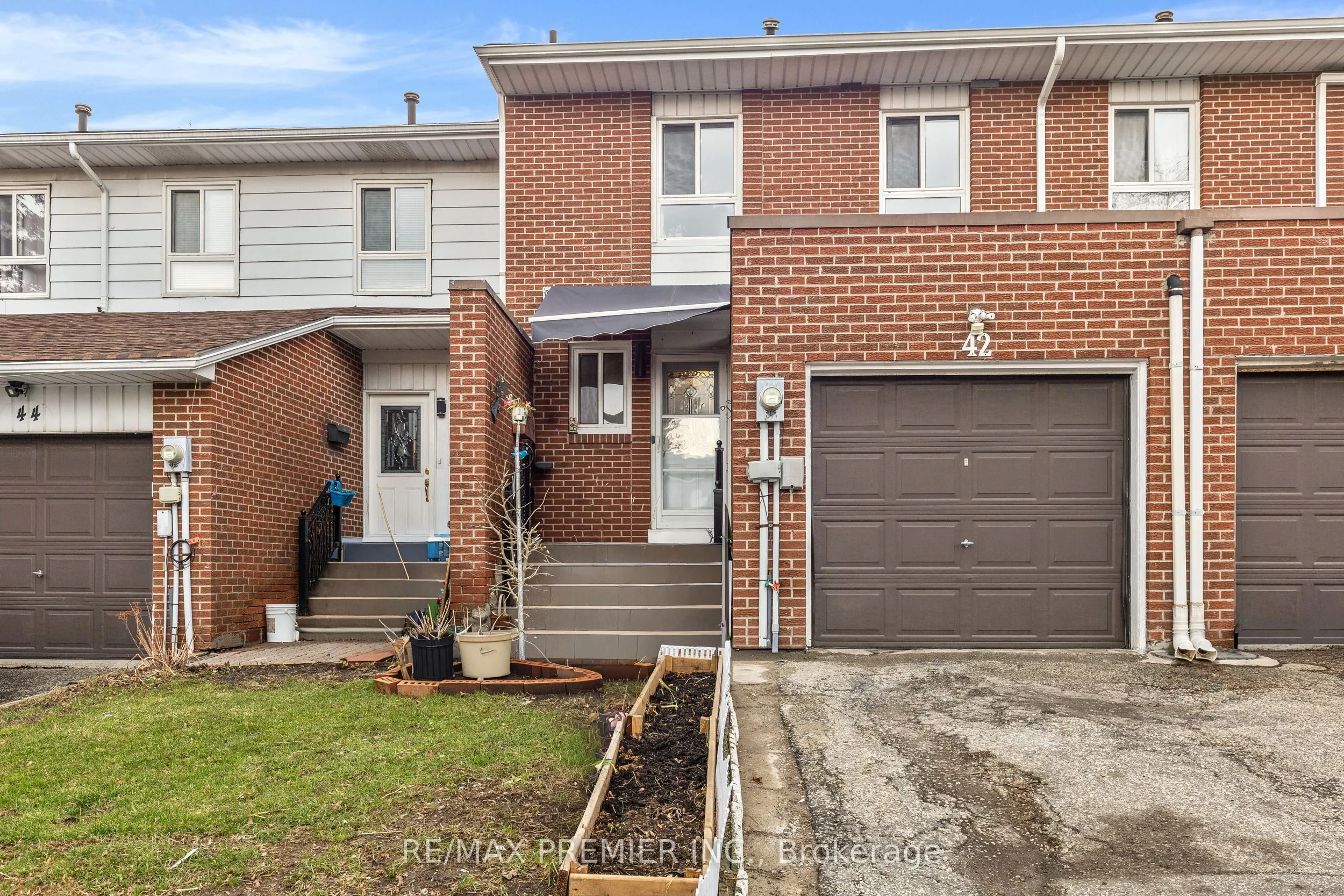 Property For Sale | W12974236