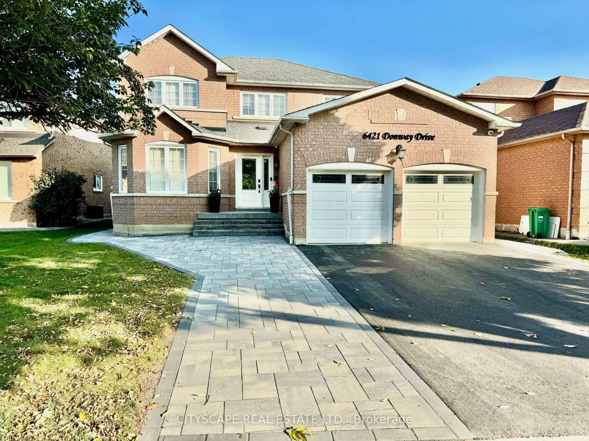 Detached Home For Lease | W12974370
