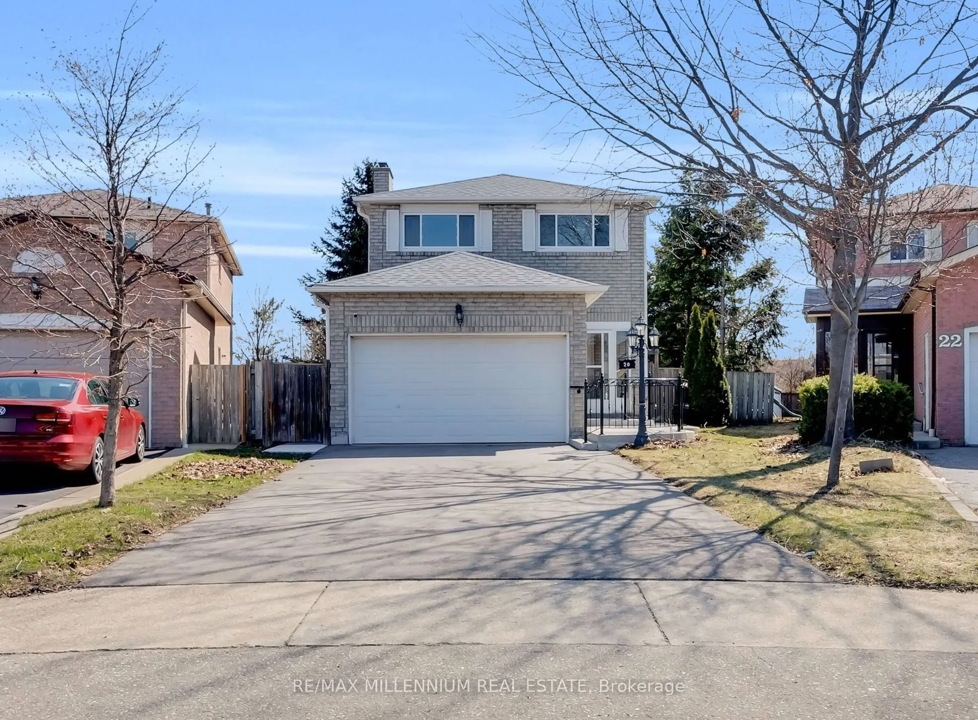 Detached Home For Sale | W12976458