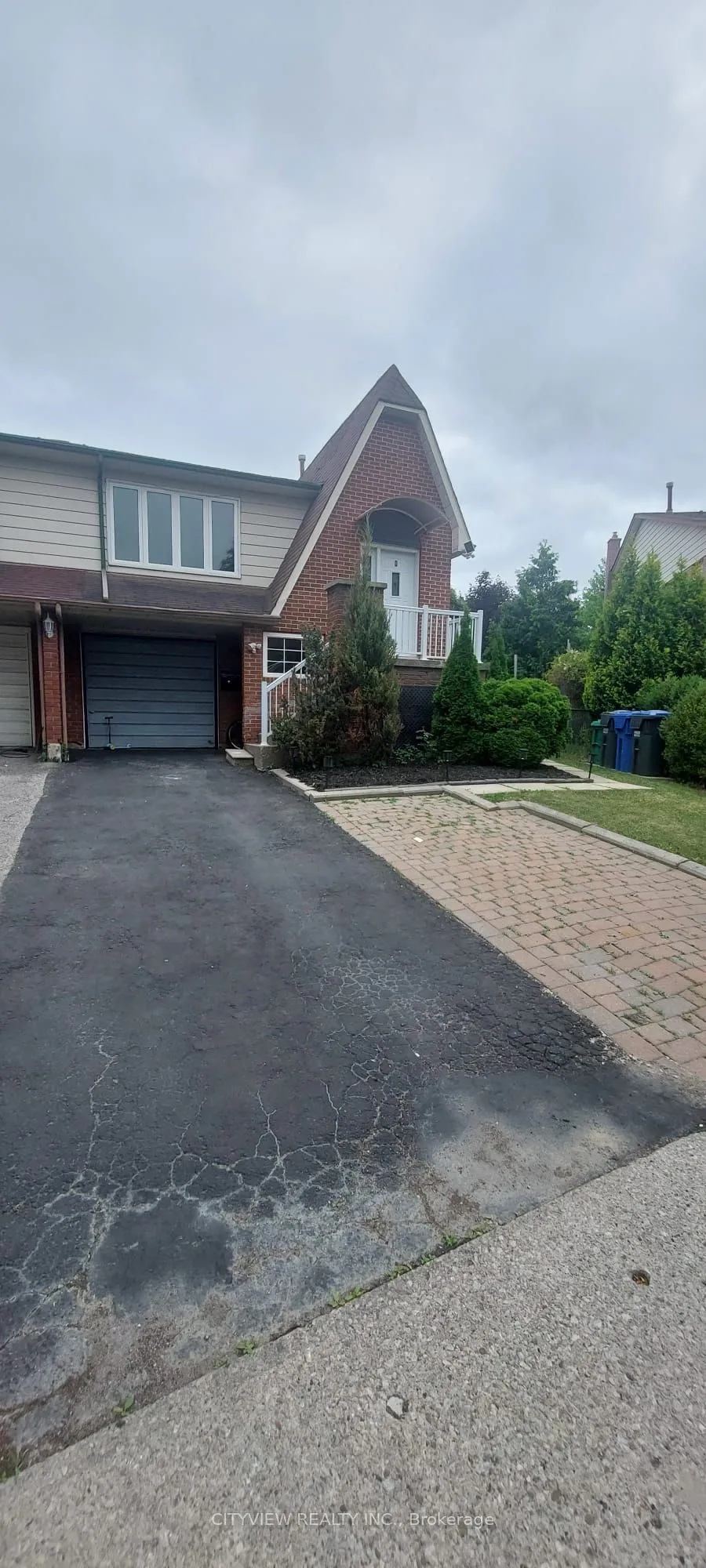 Semi-Detached Home For Sale | W12980422