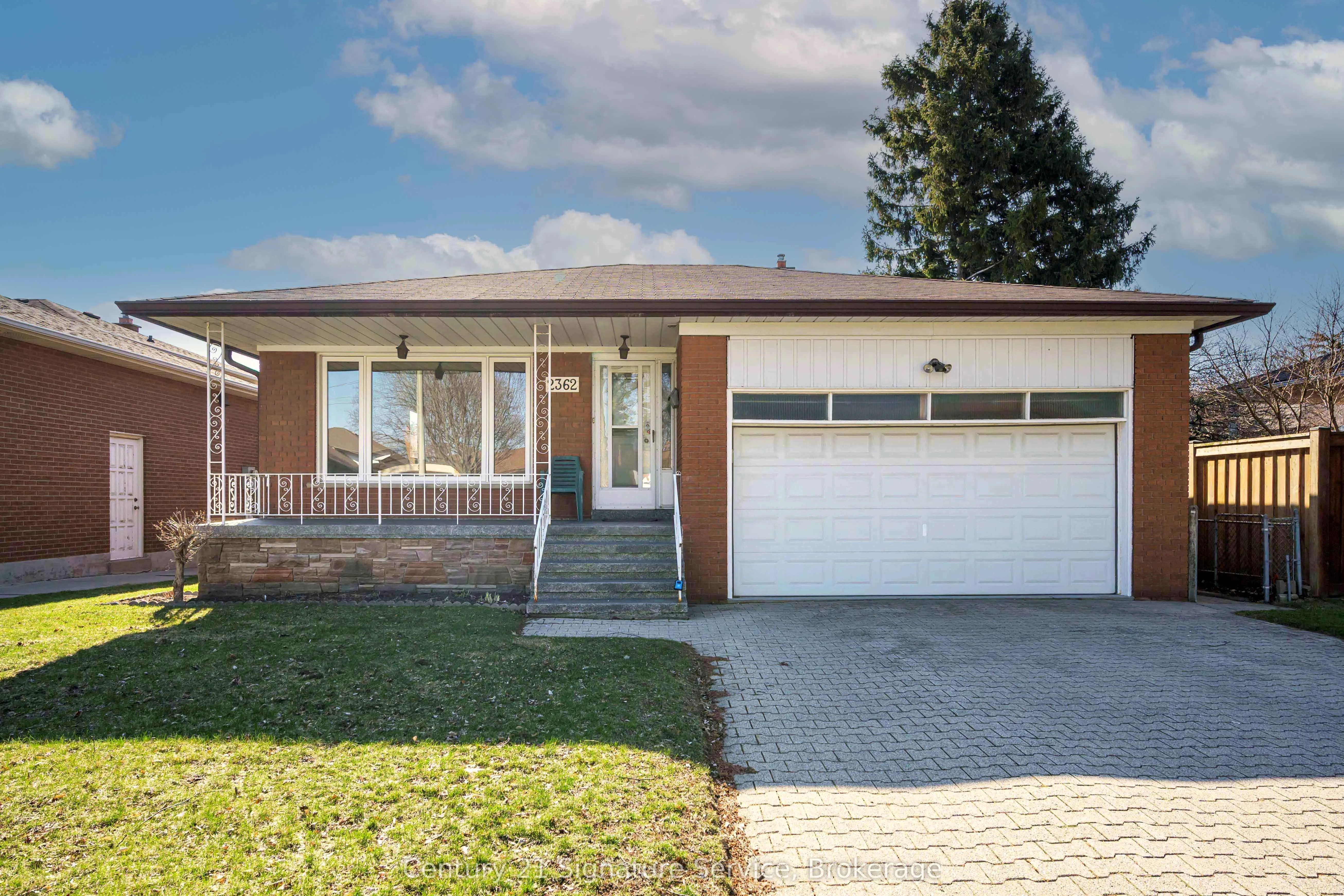 Detached Home For Sale | W12981388