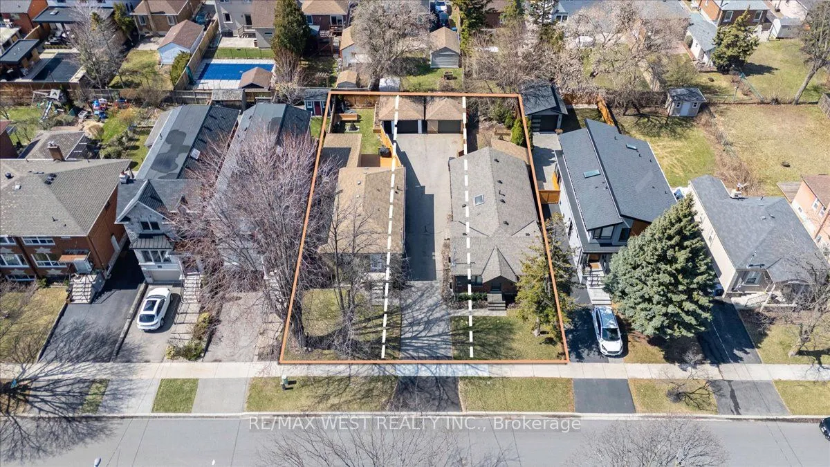 Detached Home For Sale | W12981402
