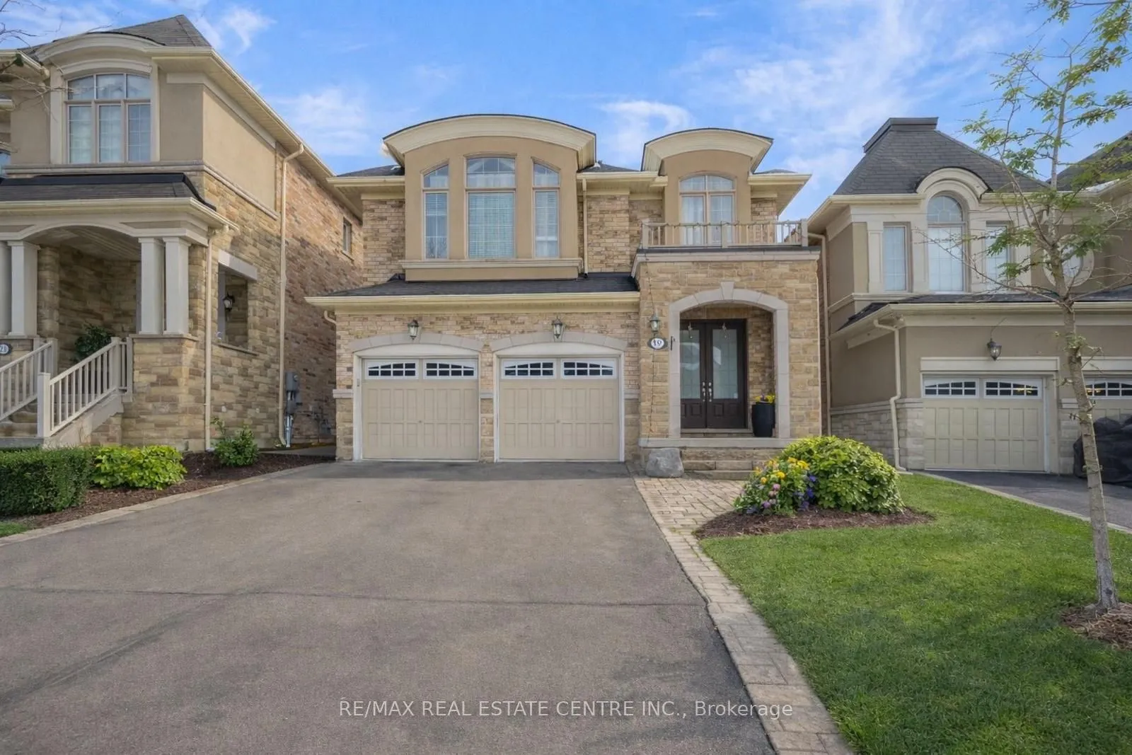 Detached Home For Sale | W12982008