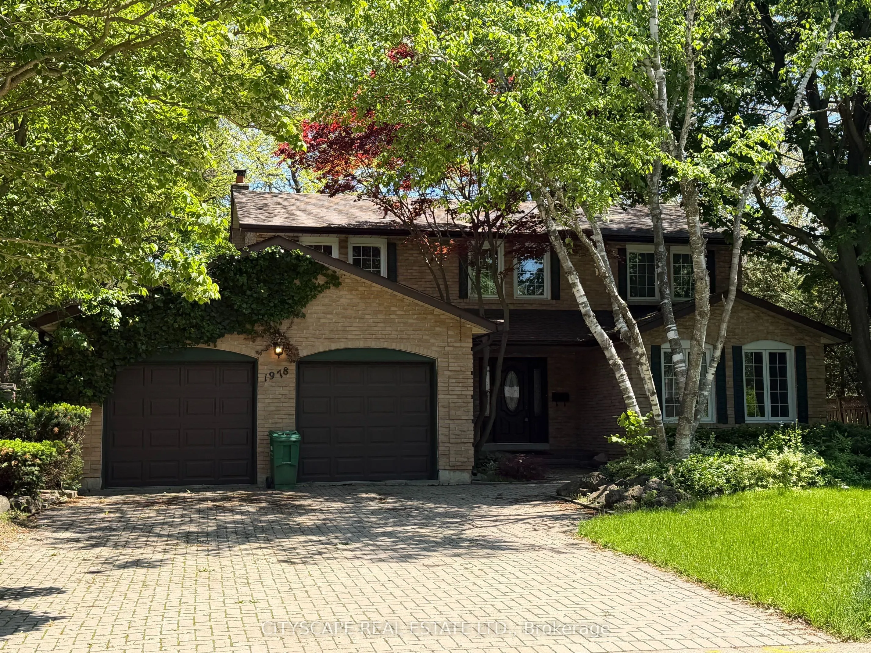 Detached Home For Sale | W12982114