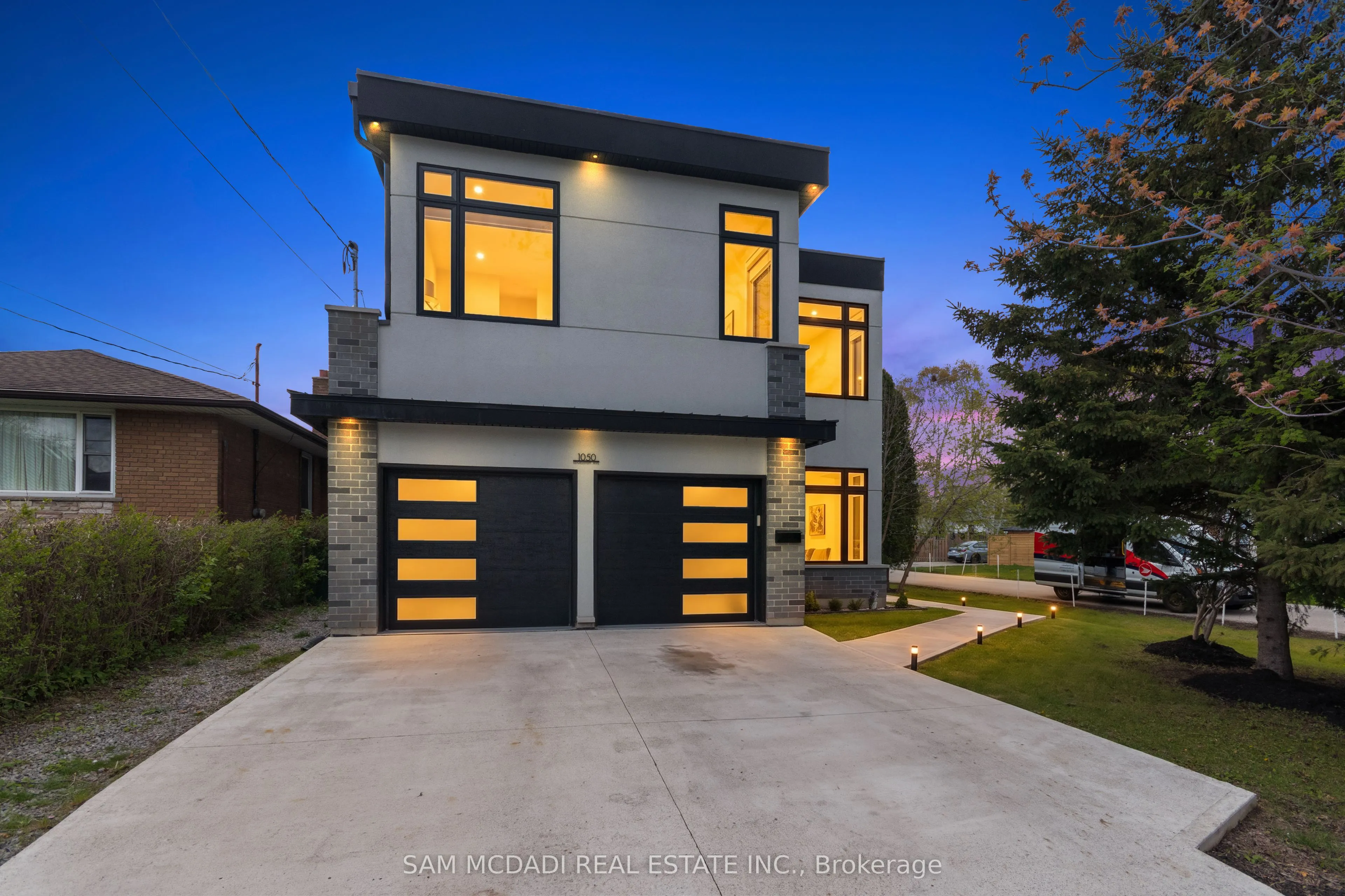 Detached Home For Sale | W12982230