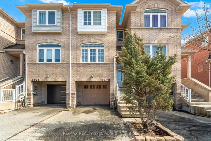 3378  Redpath  Circle, Mississauga, ON L5N 8R1