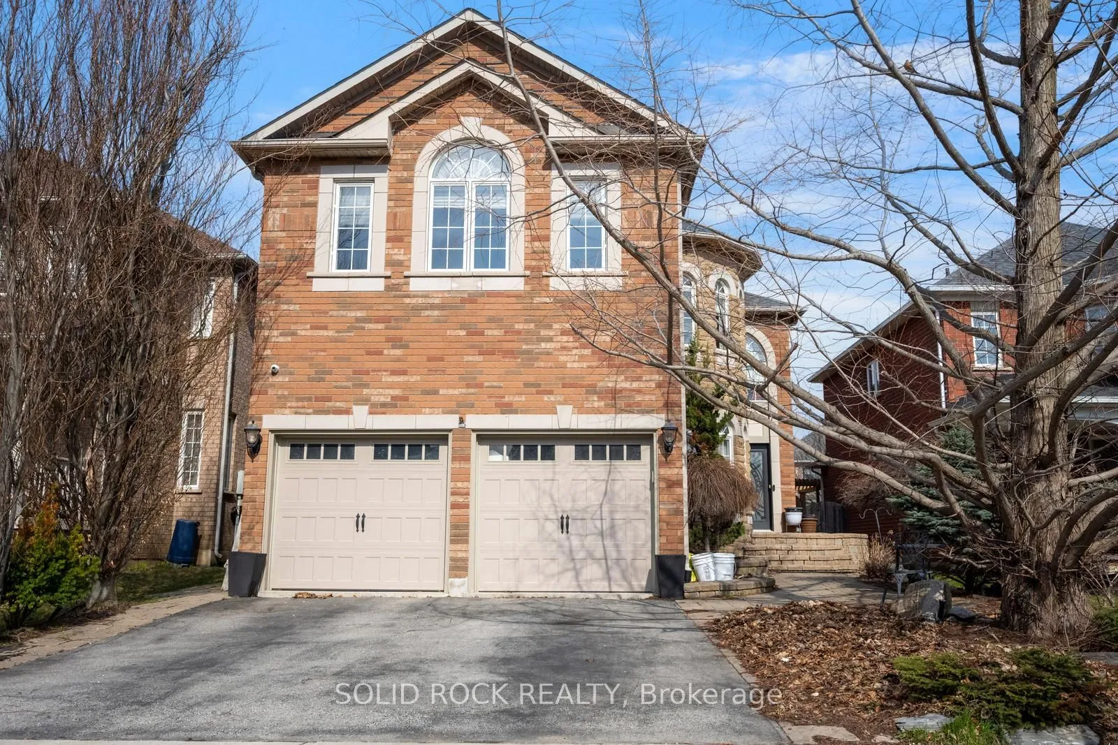 Detached Home For Sale | W12984550