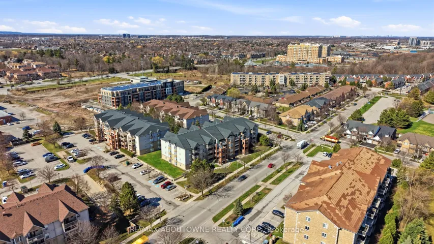 4015  Kilmer  Drive, Burlington, ON L7M 4M4