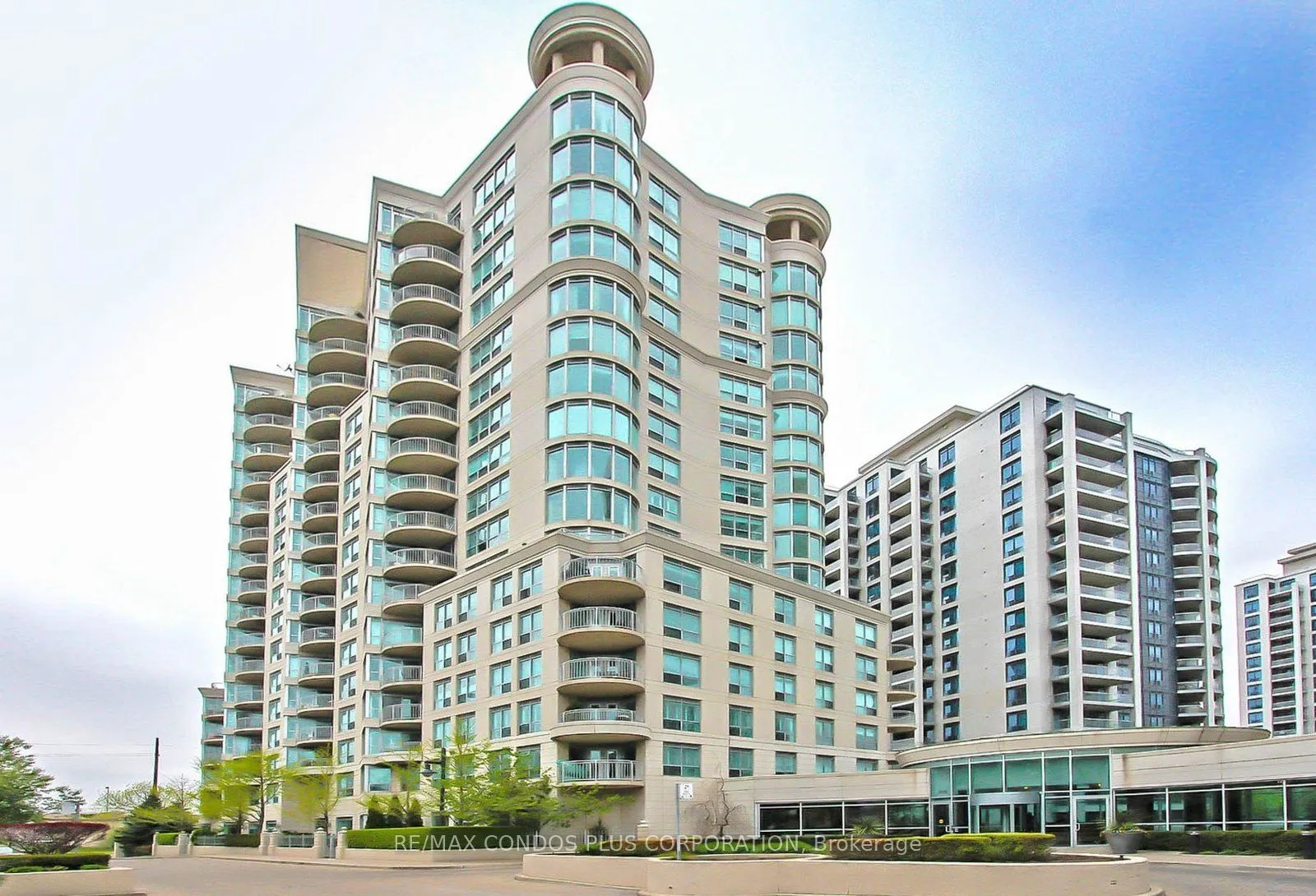 Property For Sale | W12987572