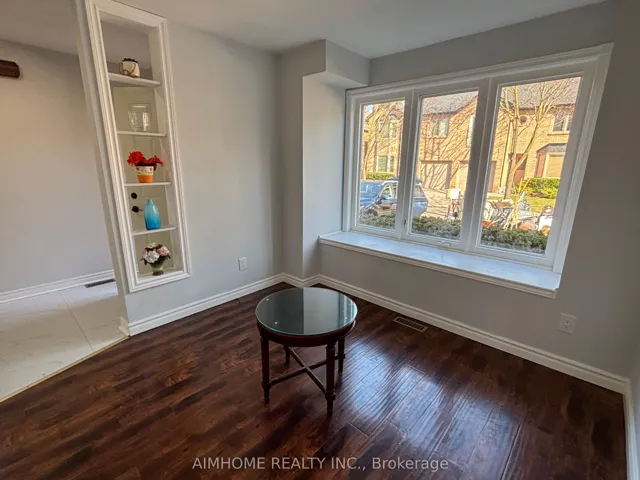 4635  Regents  Terrace, Mississauga, ON L5R 1X2