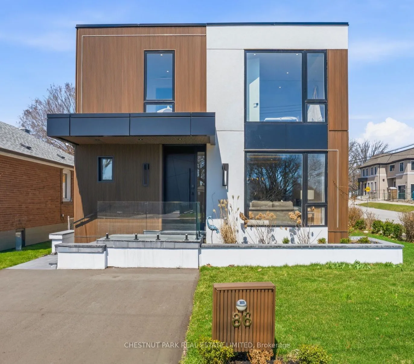 Detached Home For Sale | W12990396