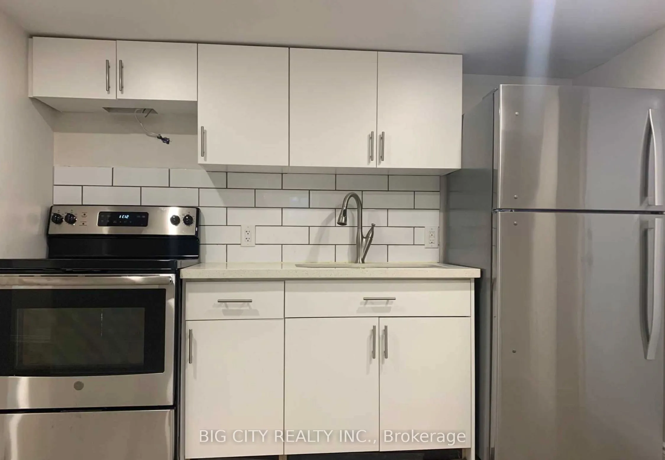 Detached Home For Lease | W12991366
