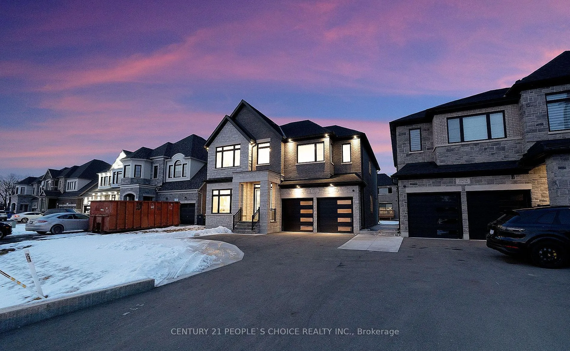 Detached Home For Lease | W12991800