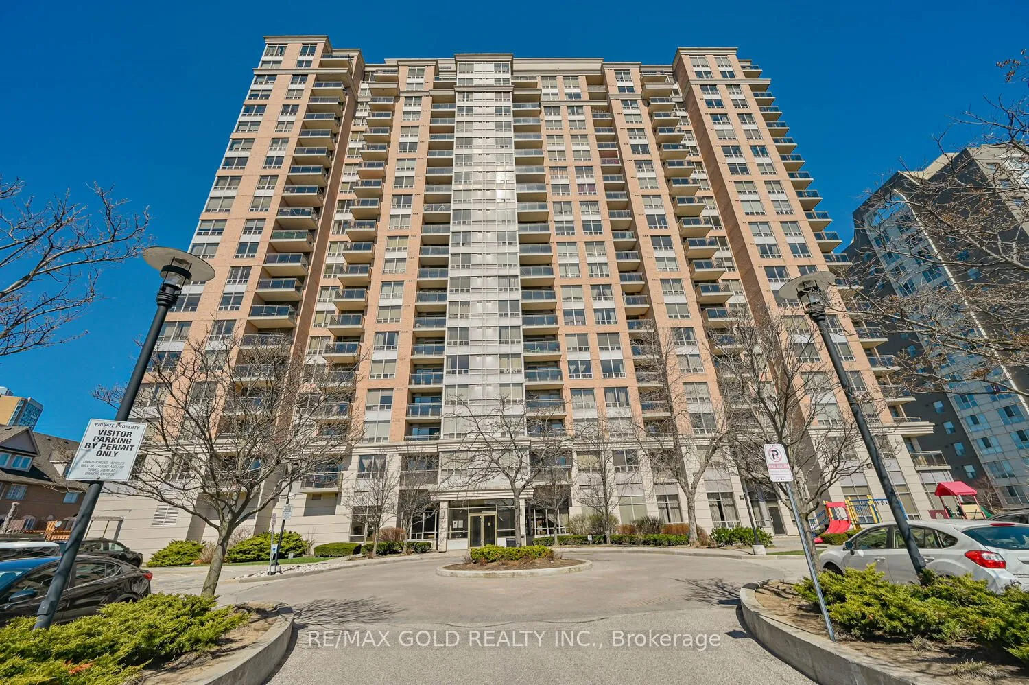 Property For Sale | W12992986