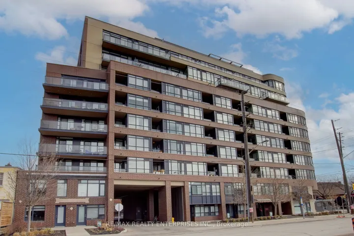 11  Superior  Avenue, Toronto W06, ON M8V 0A7