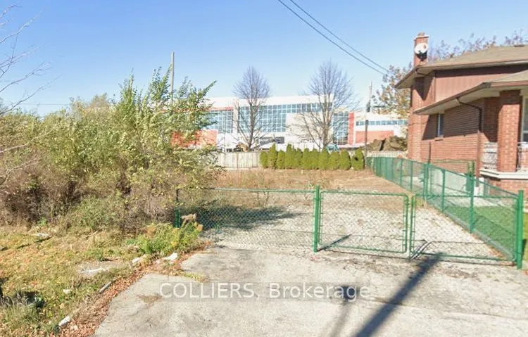 Land For Sale | W12995562