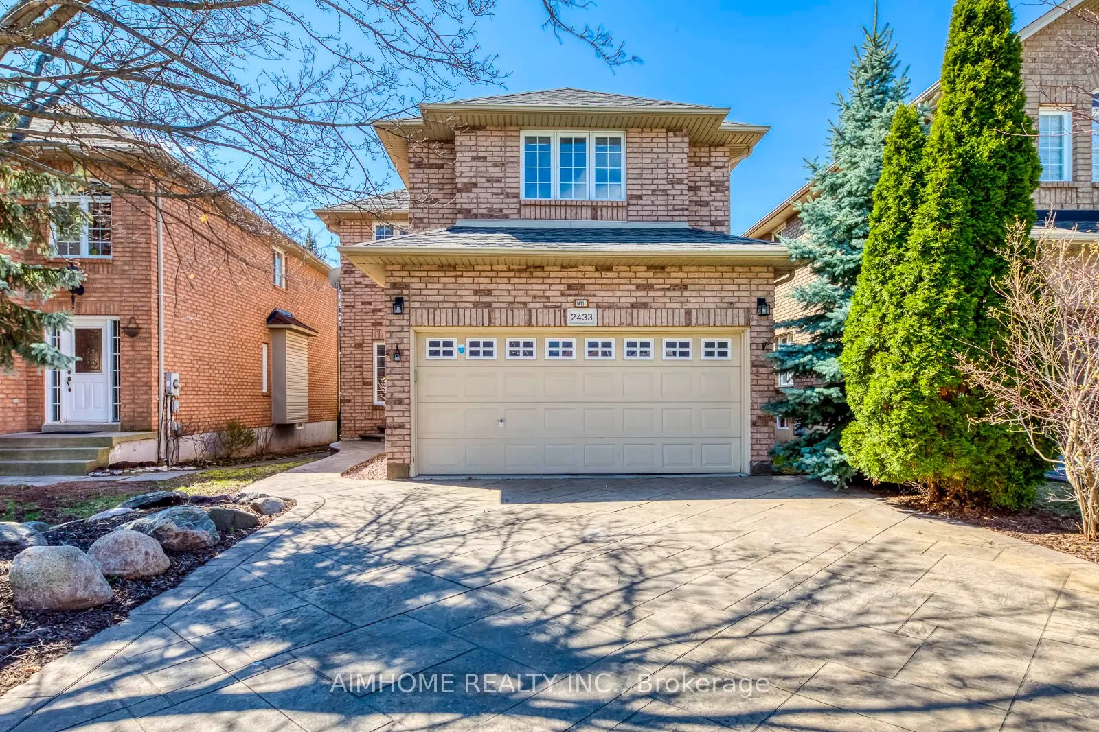 Detached Home For Sale | W12995952