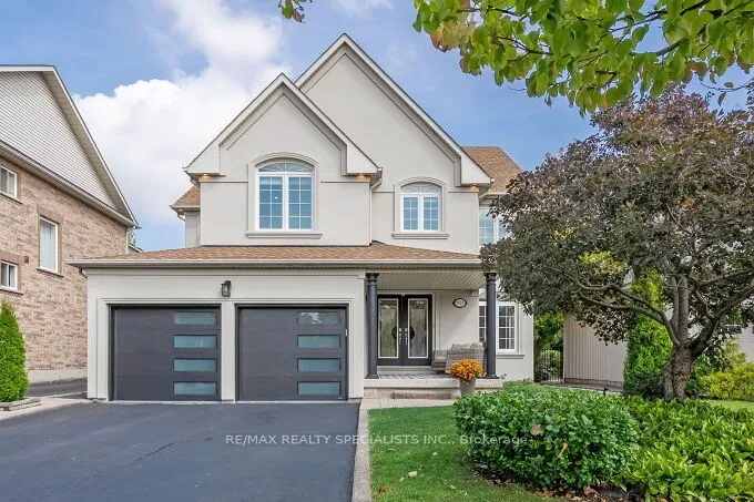 7123  White Pine  Court, Mississauga, ON L5W 1W6
