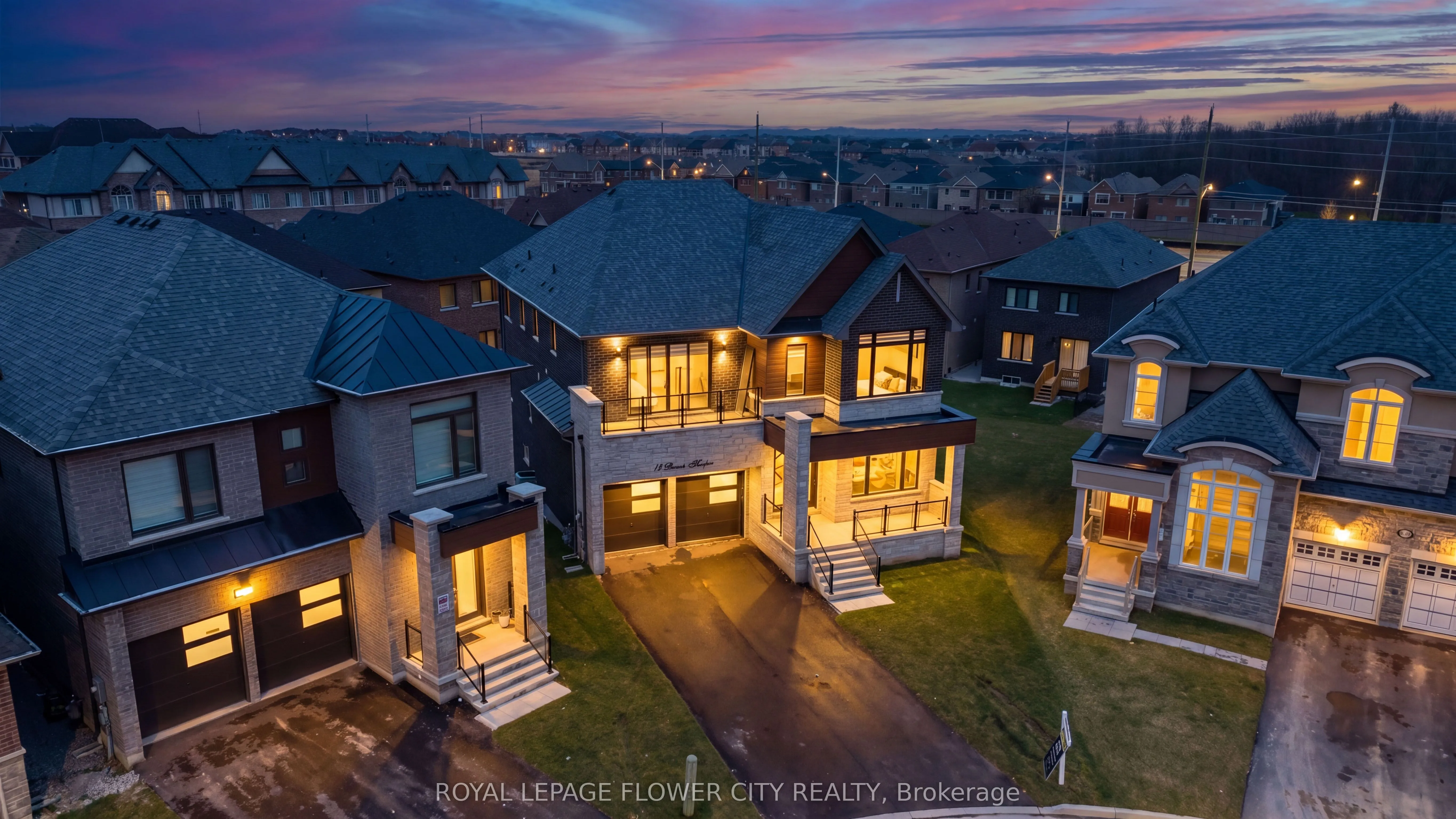 Detached Home For Sale | W12999014
