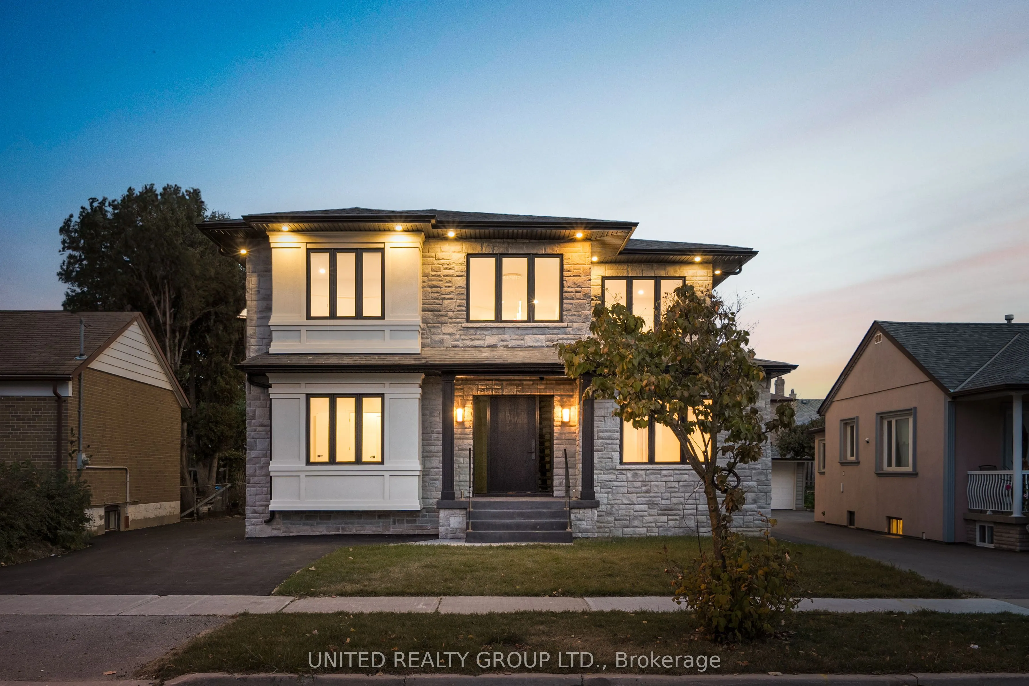 Detached Home For Sale | W13000880