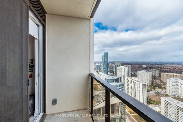 30 Elm Drive 3802, Mississauga, ON L5B 0N6
