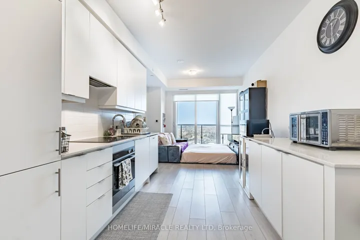 30 Elm Drive 3802, Mississauga, ON L5B 0N6