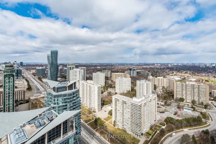 30 Elm Drive 3802, Mississauga, ON L5B 0N6