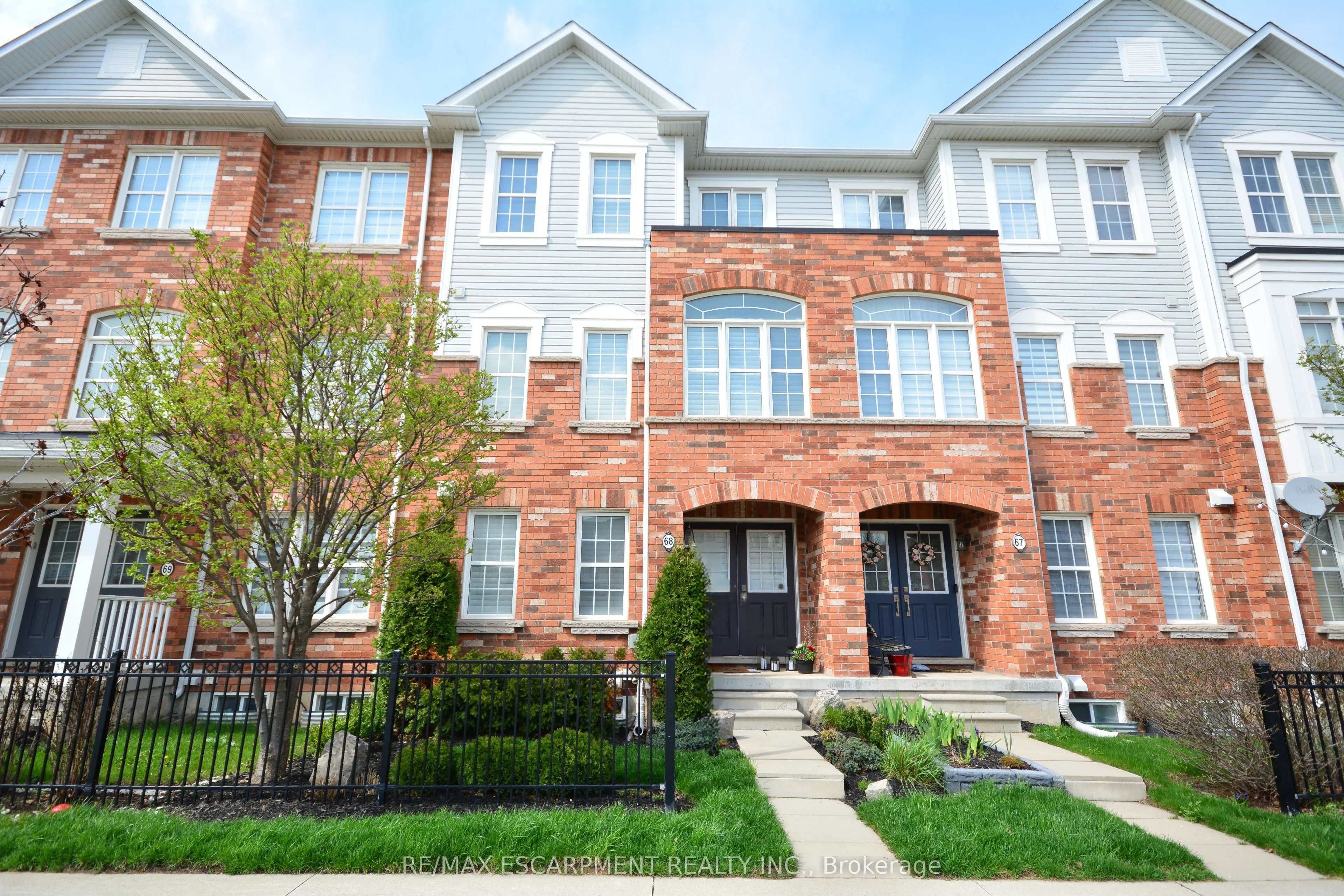 Property For Sale | W13008032