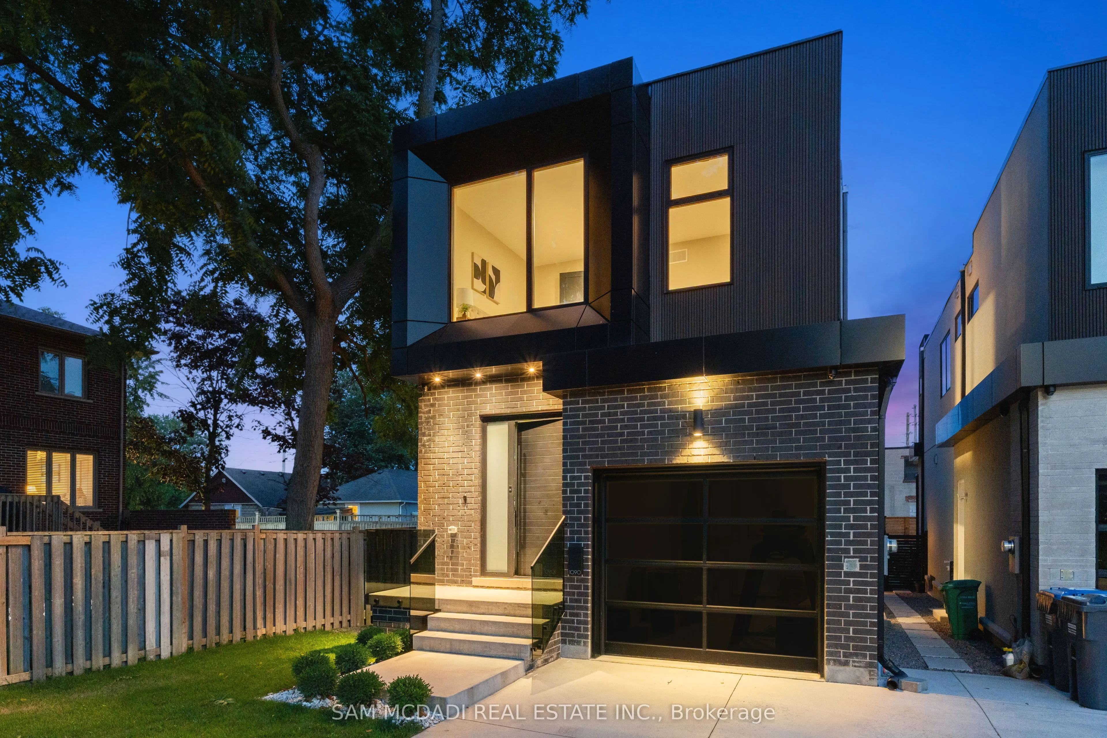 Detached Home For Sale | W13009102