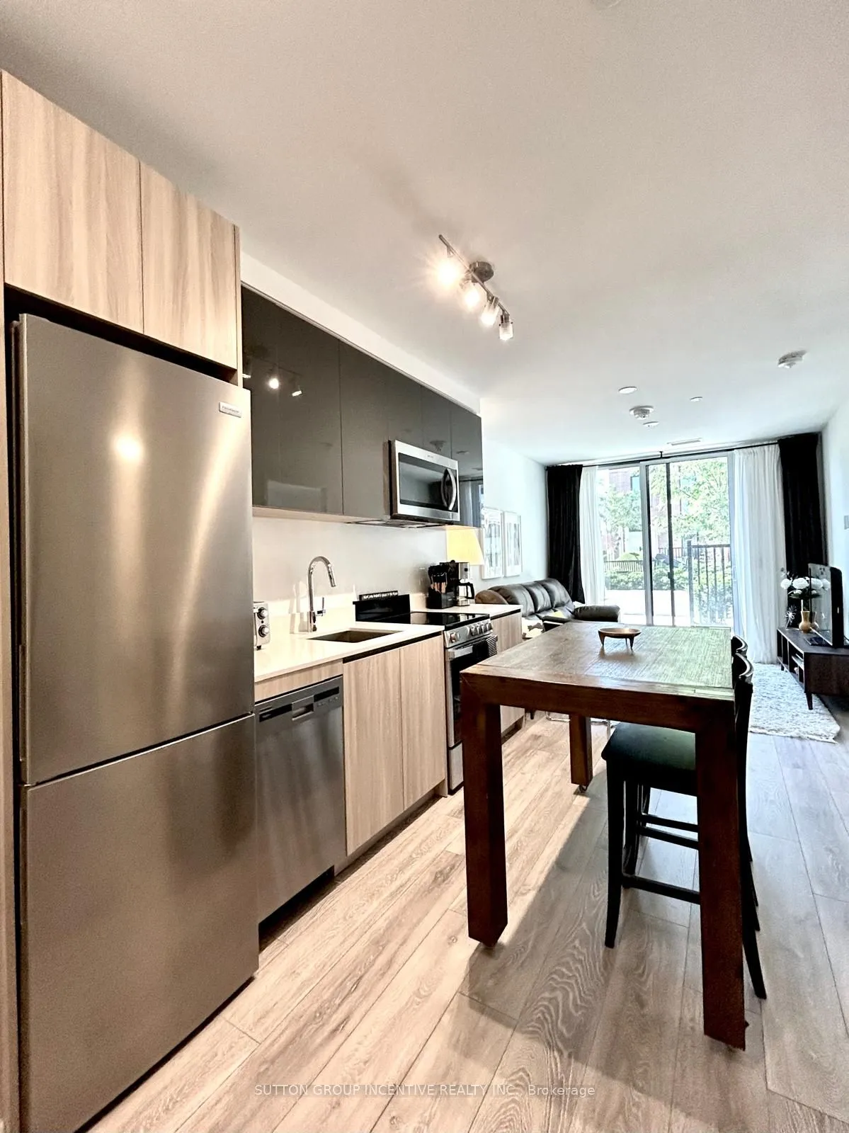 Property For Lease | W13009720