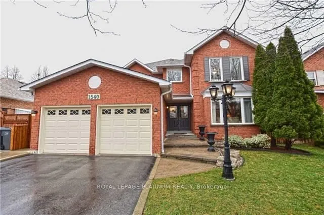 Detached Home For Lease | W13010540